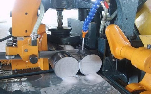 武江卧式带锯床的送料方式有哪几种？